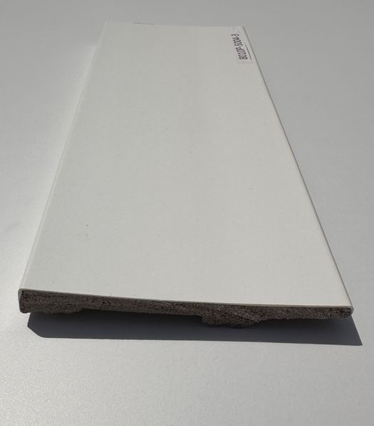 Дюрополимерный плинтус UMI &laquo;Белый&raquo; 80&times;2500&times;10 мм, арт. UMI8010P-5004-3 UMI8010P-5004-3 фото