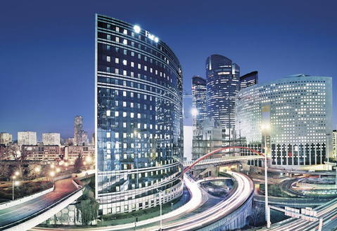 Фото обои Панно KOMAR La Defense бумажные моющиеся 8-912 (368х254 см) 8-912 фото